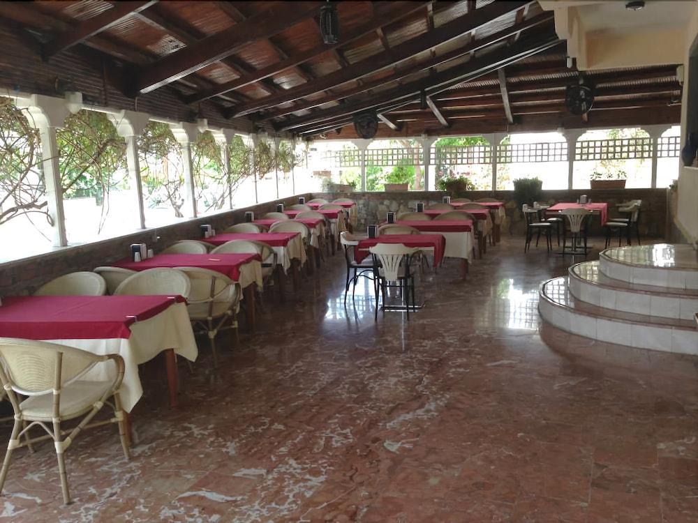 Besik Hotel Fethiye Exterior photo